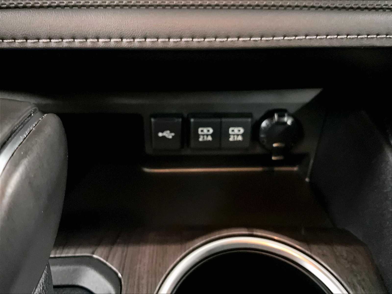 2021 Toyota Highlander Platinum photo 26