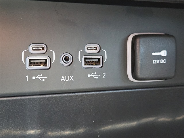 2025 Jeep Grand Cherokee Limited photo 17