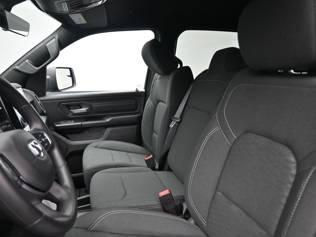 2025 Ram 1500 Tradesman photo 24