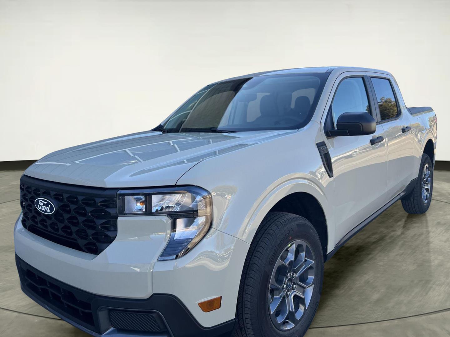 2025 Ford Maverick XLT's photo