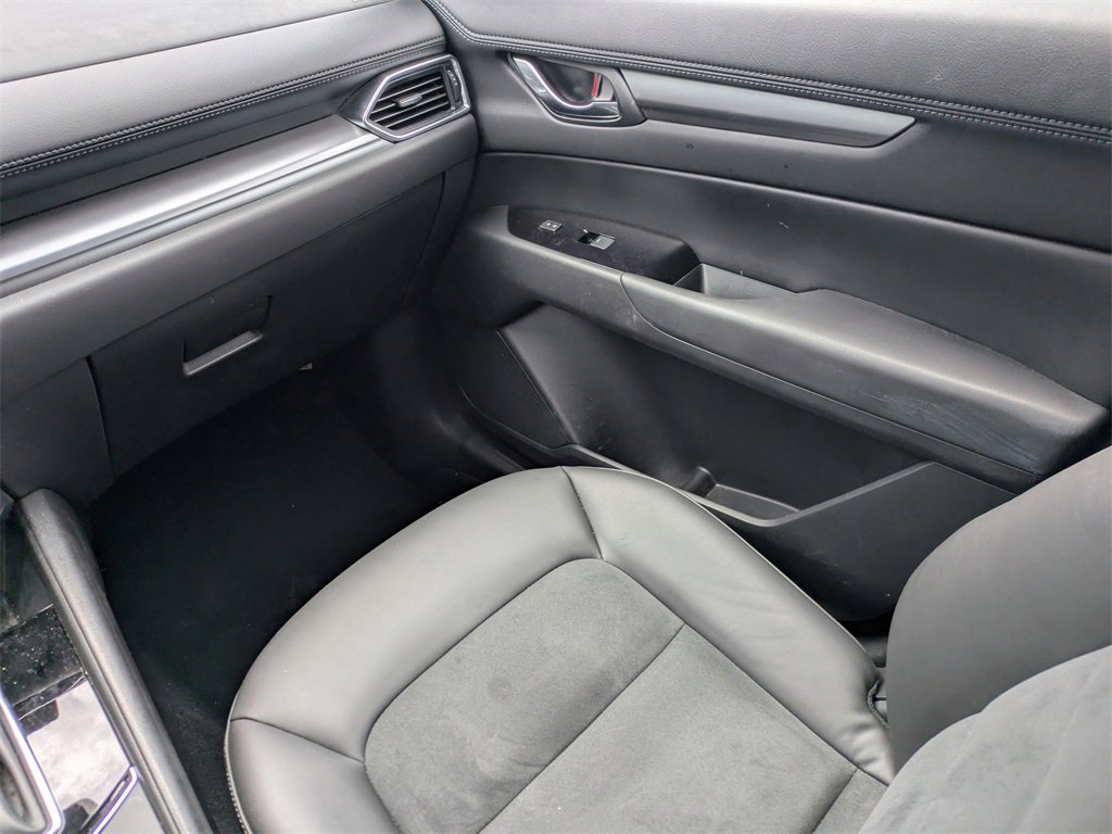2022 Mazda CX-5 Select photo 17