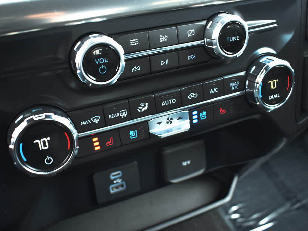 2021 Ford F-150 Lariat photo 19