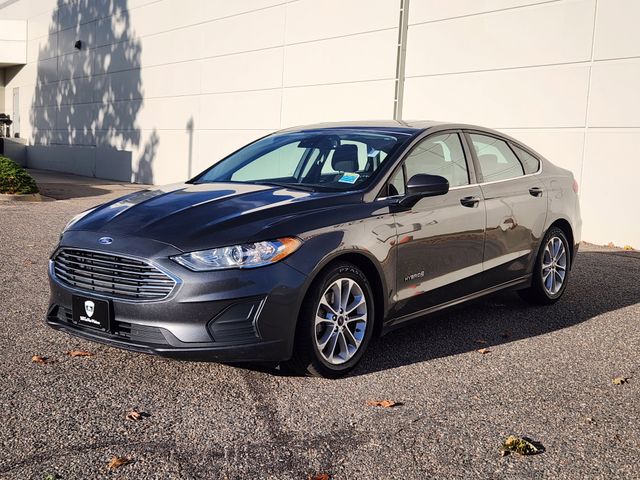 2019 Ford Fusion Hybrid SE photo 3
