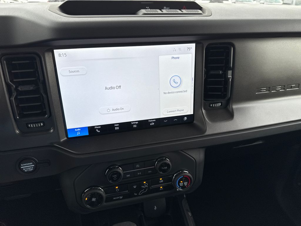 2025 Ford Bronco Base photo 6