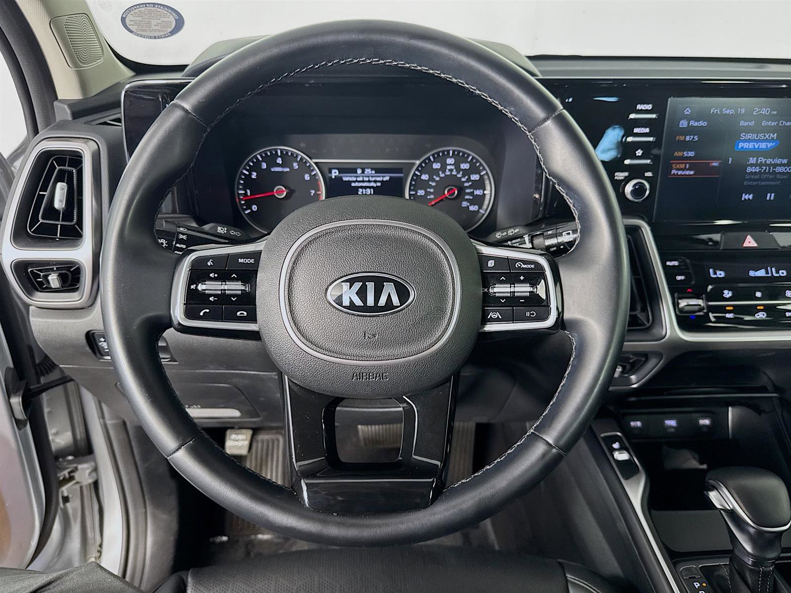 2021 Kia Sorento S photo 12