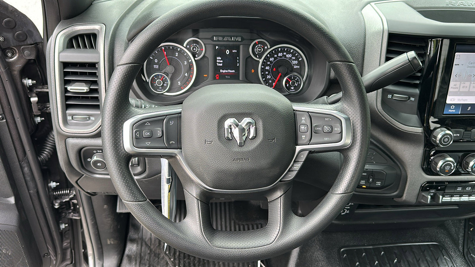 2025 Ram 5500 Tradesman photo 7