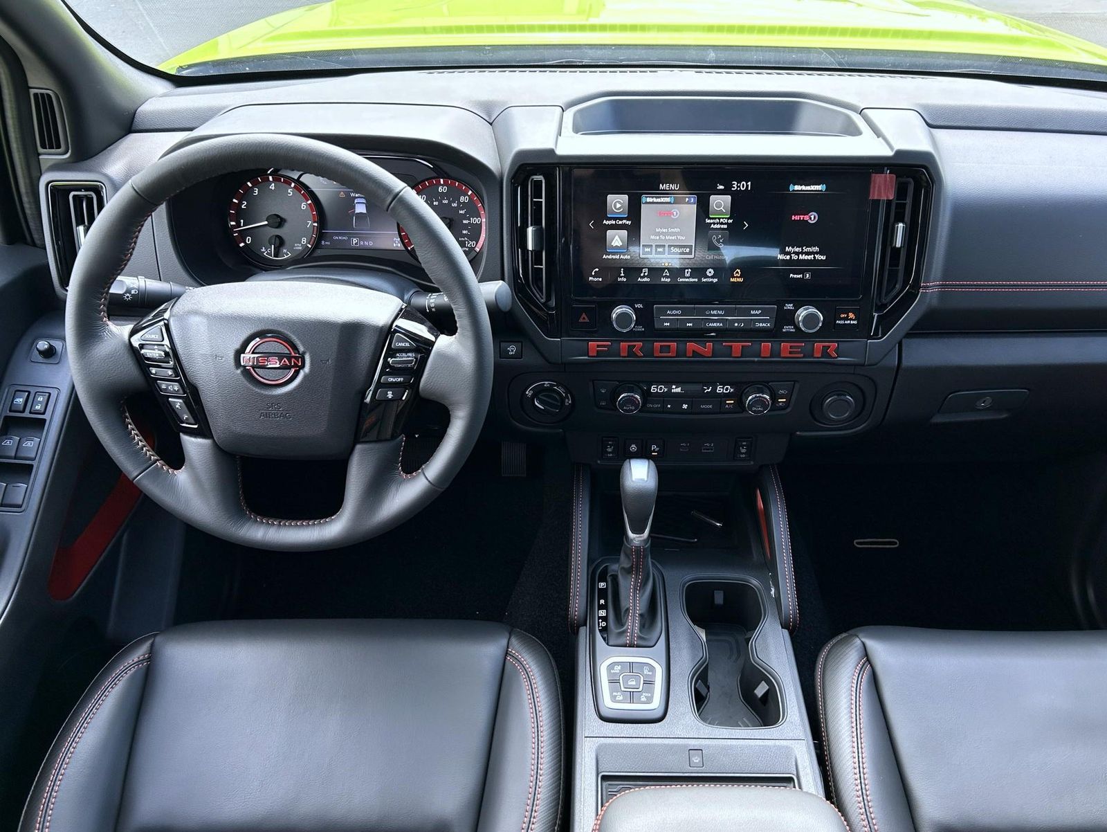2026 Nissan Frontier photo 11