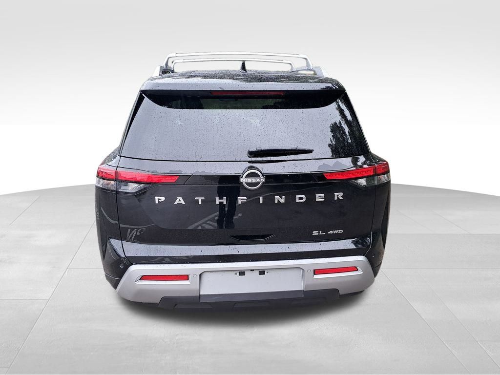2025 Nissan Pathfinder SL photo 4