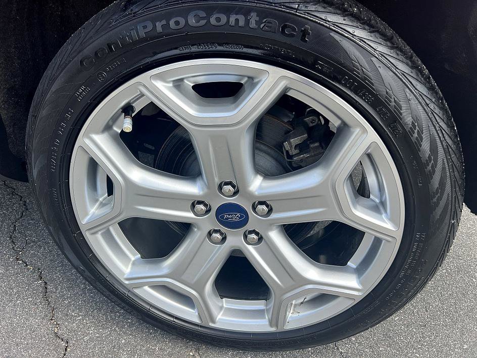 2019 Ford Escape Titanium photo 10
