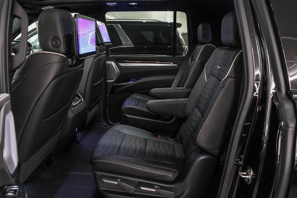 2026 Cadillac Escalade ESV Platinum Sport photo 13