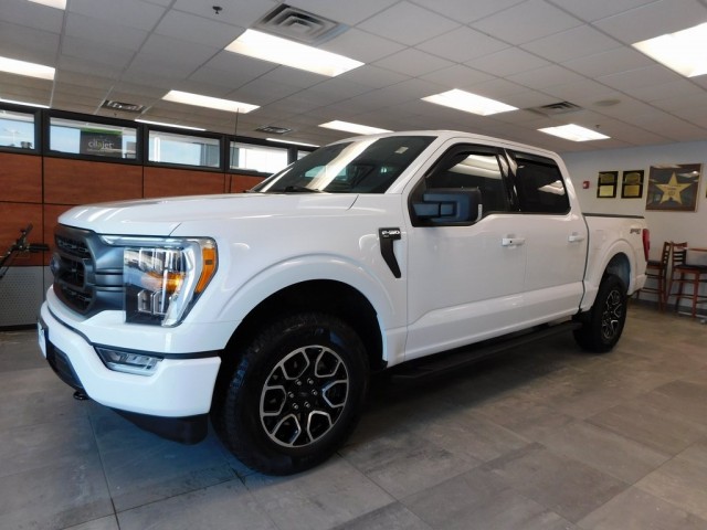 2022 Ford F-150 XLT's photo