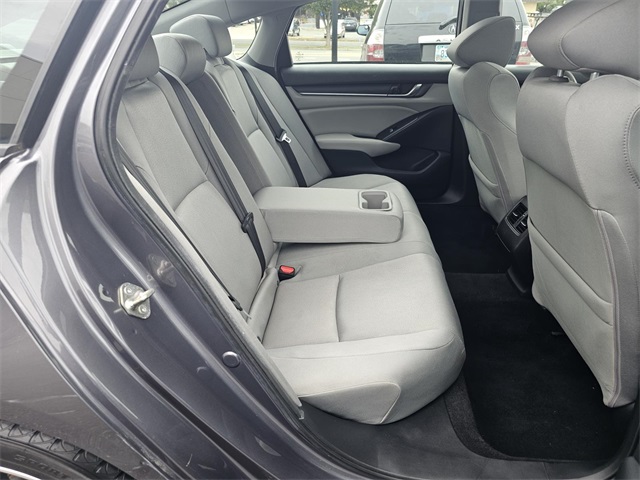 2019 Honda Accord EX photo 10