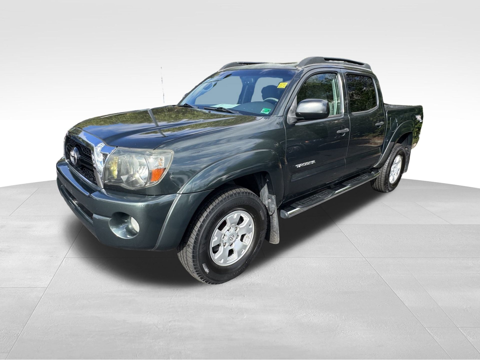 2011 Toyota Tacoma Base 4x4 photo 3