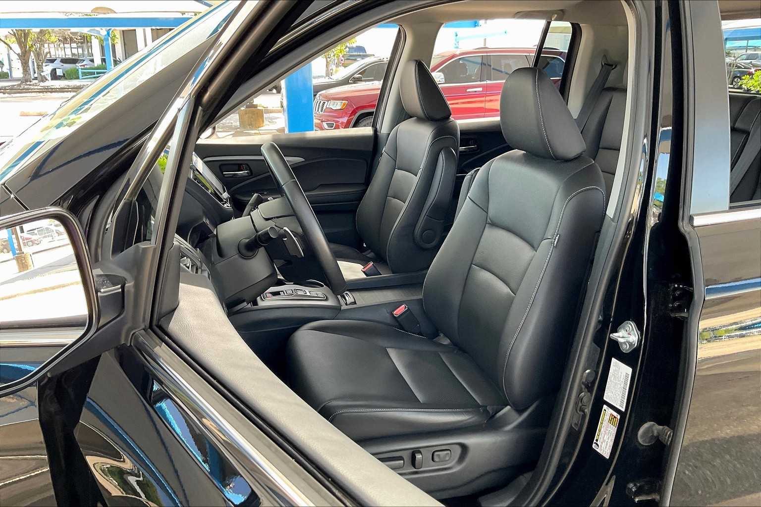 2023 Honda Ridgeline RTL photo 7