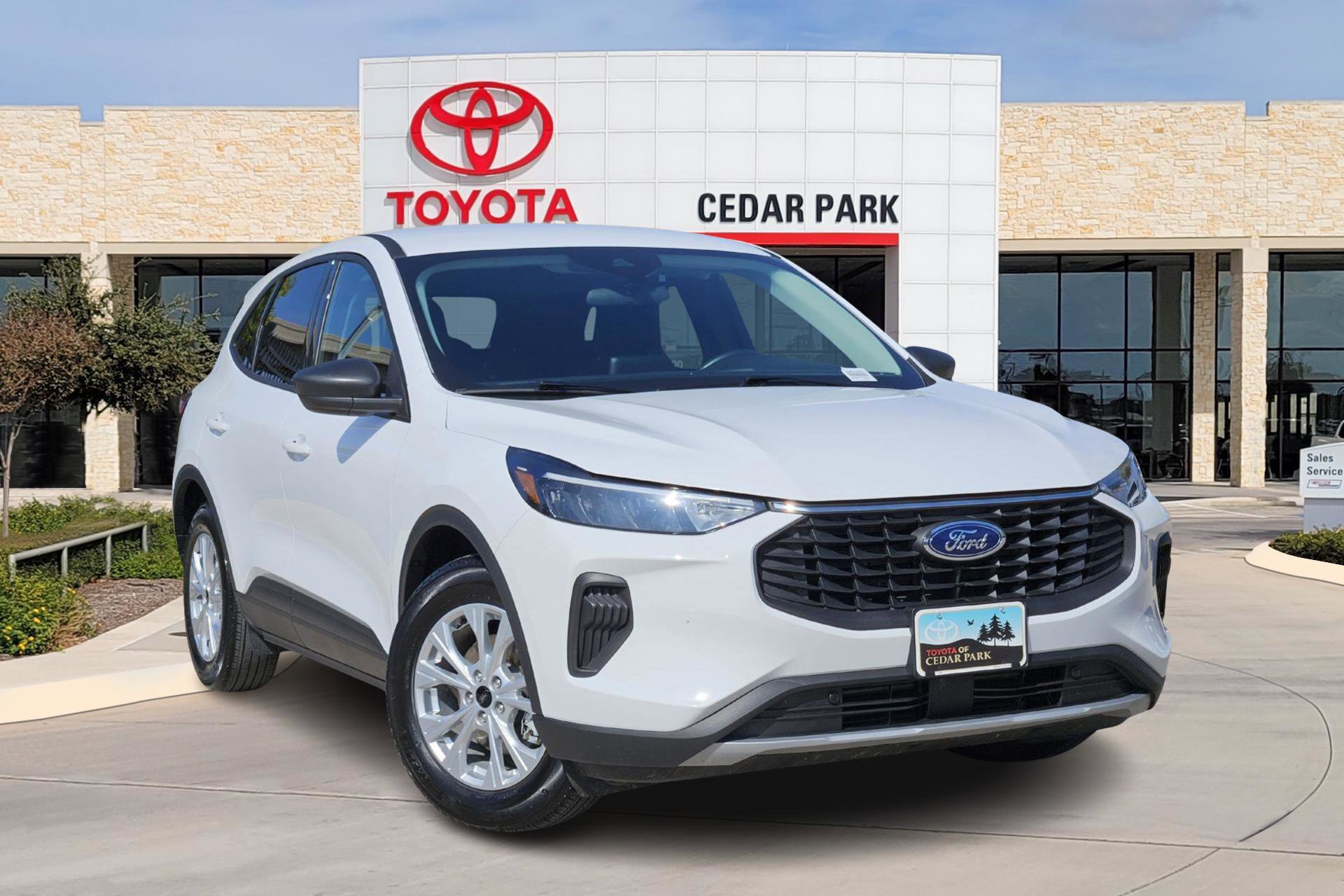 2025 Ford Escape Active's photo