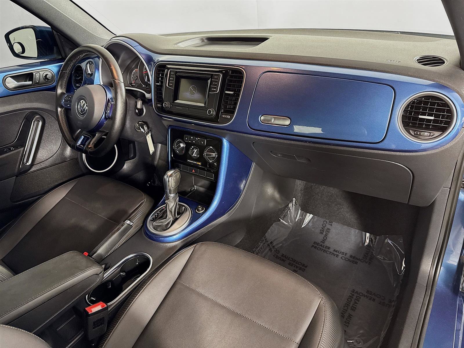 2019 Volkswagen Beetle Convertible S photo 23