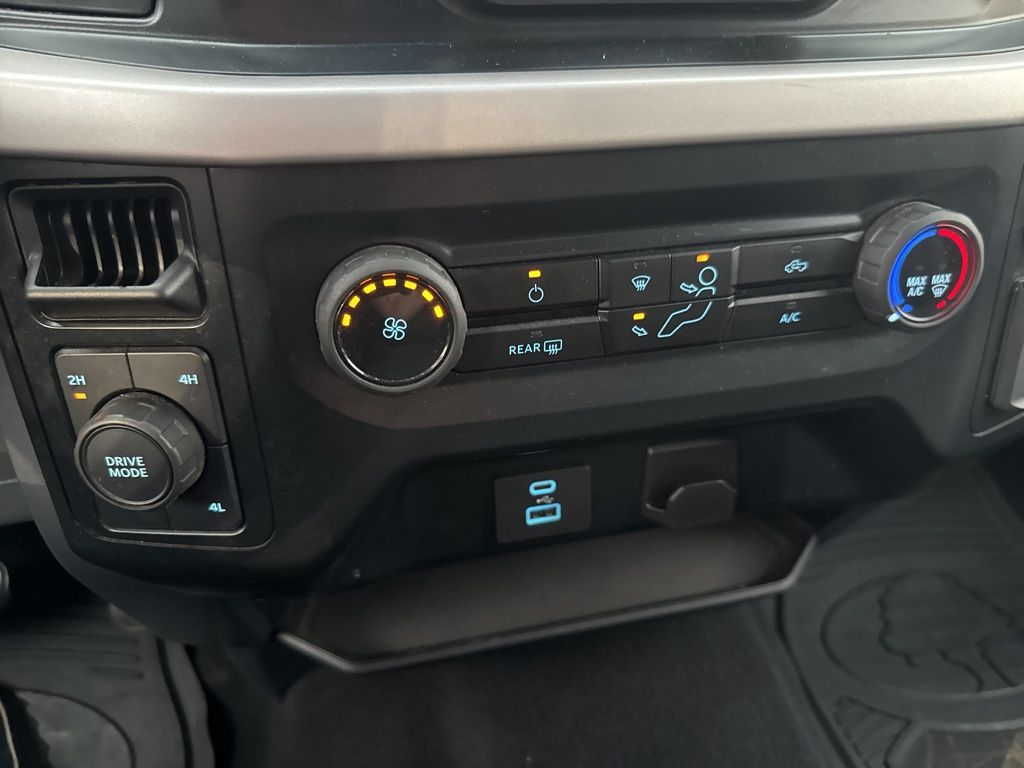 2023 Ford F-150 XLT photo 24