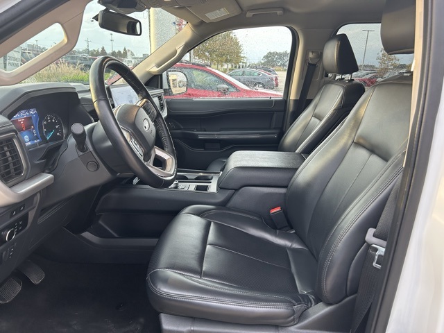 2024 Ford Expedition XLT photo 4