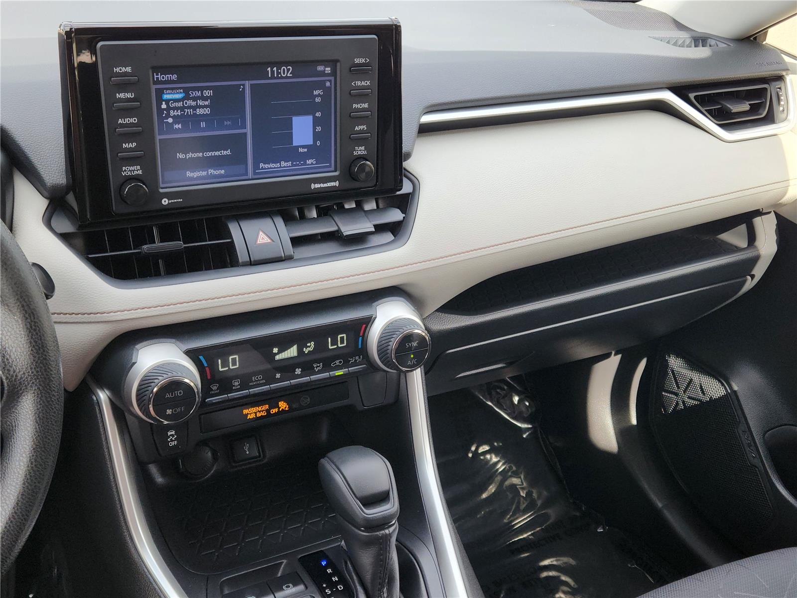 2021 Toyota RAV4 Hybrid XLE photo 21