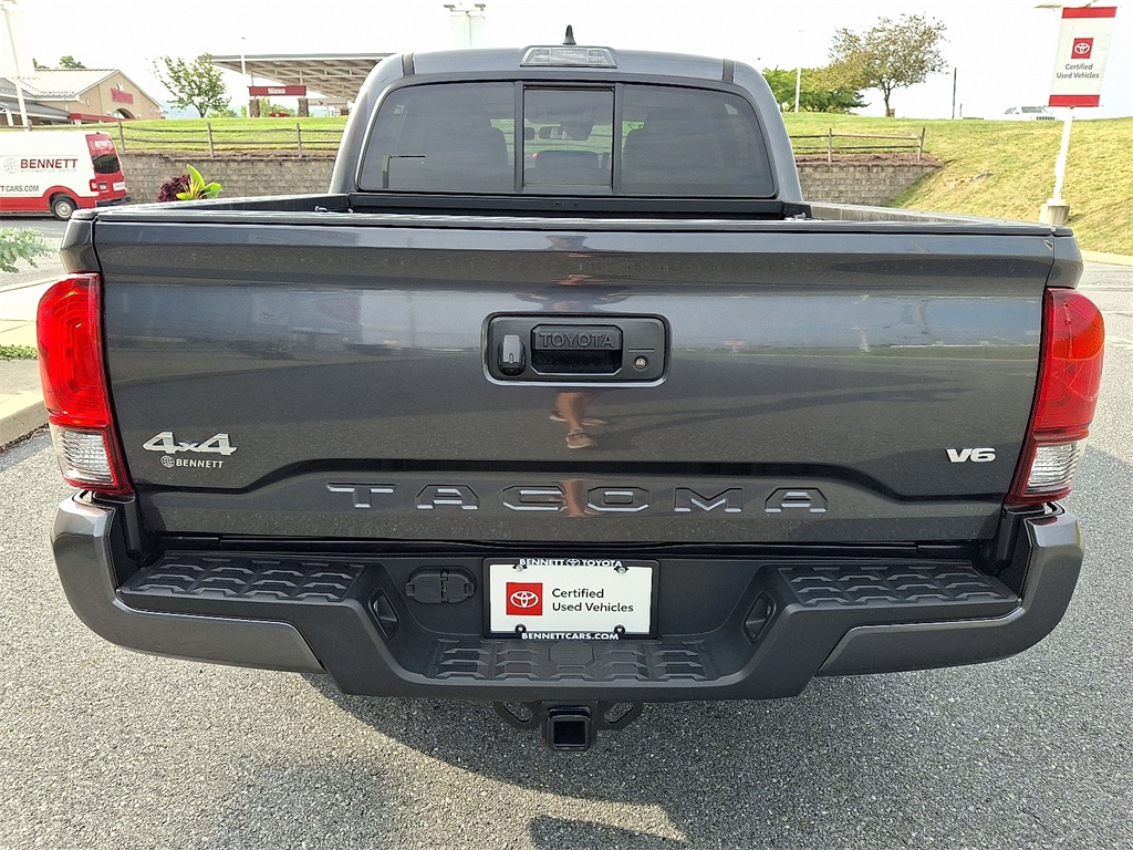 2022 Toyota Tacoma SR 4x4 Double Cab photo 9