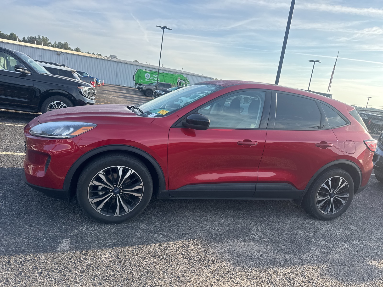 2021 Ford Escape SE photo 4