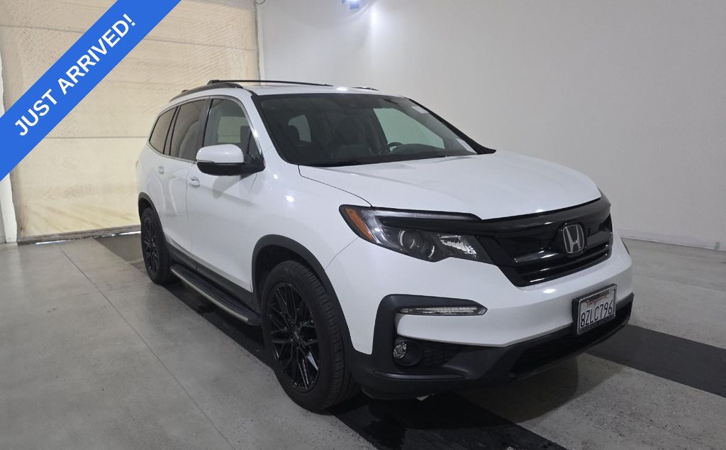 2022 Honda Pilot Special Edition photo 2