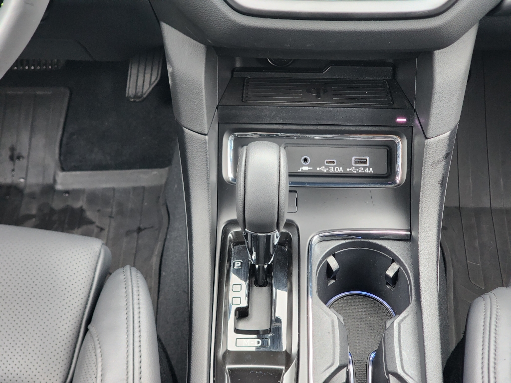 2025 Subaru Ascent Onyx Edition Touring photo 12