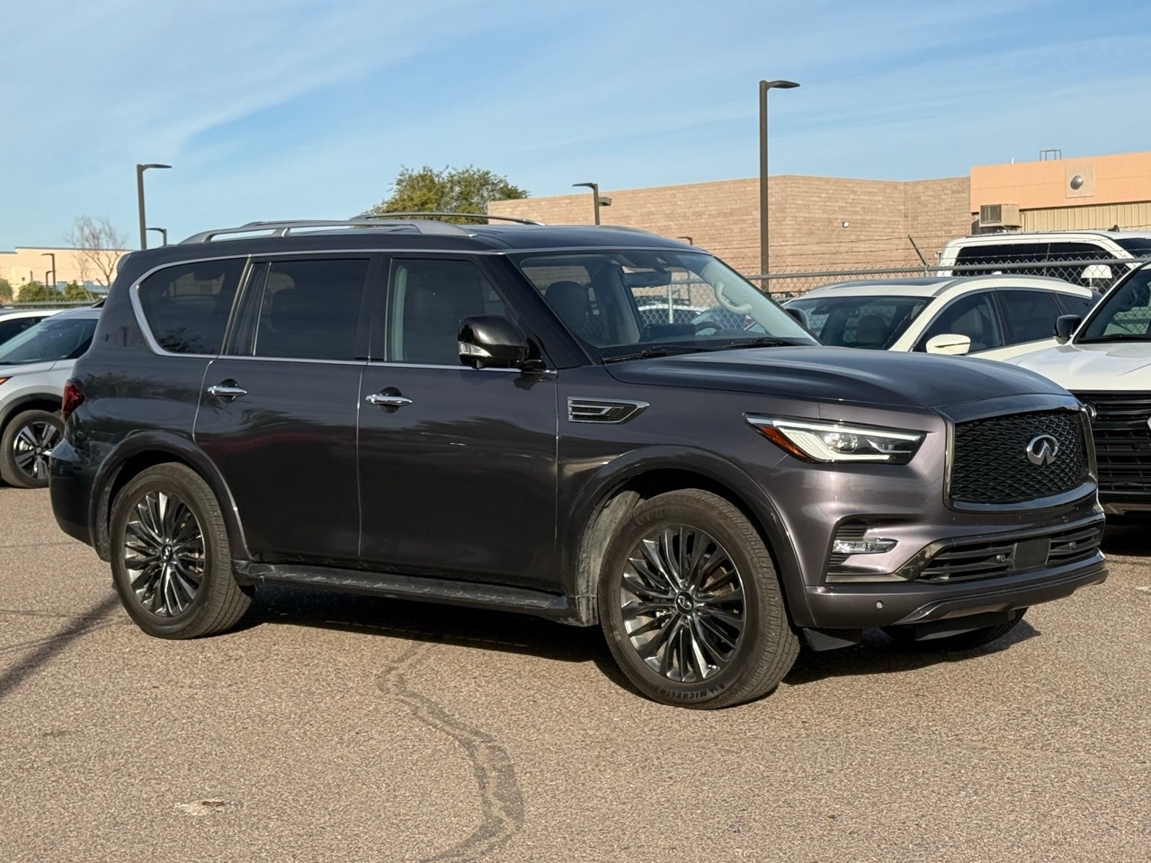 2022 INFINITI QX80