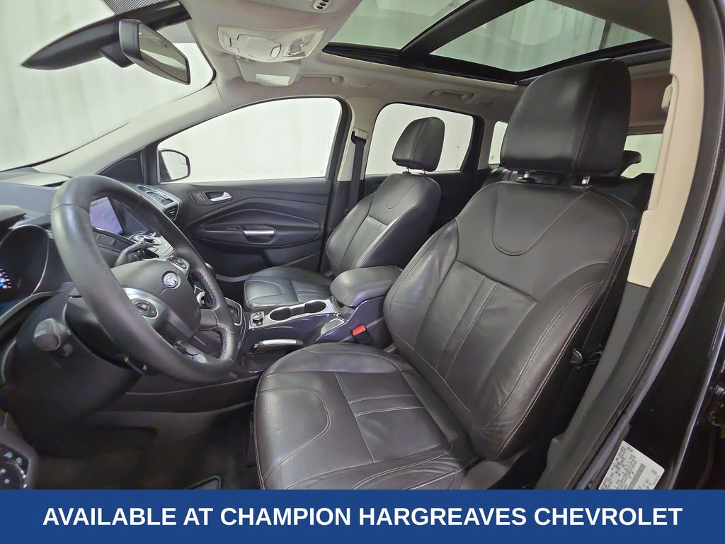 2013 Ford Escape Titanium photo 18