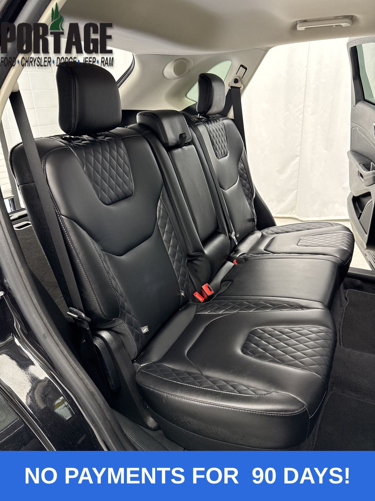2024 Ford Edge Titanium photo 24