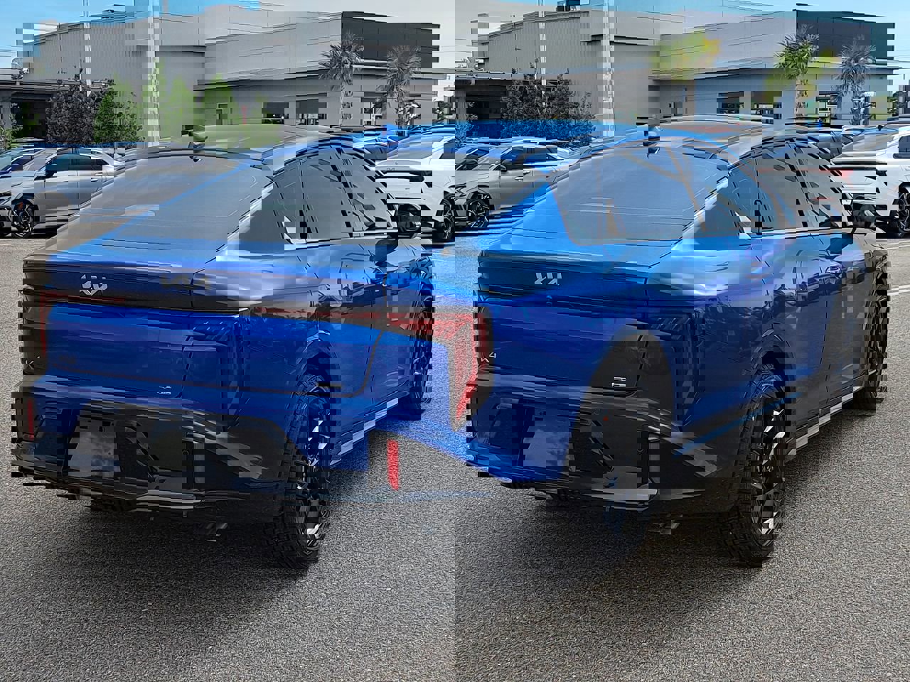 2025 Kia K4 GT-Line Turbo photo 4