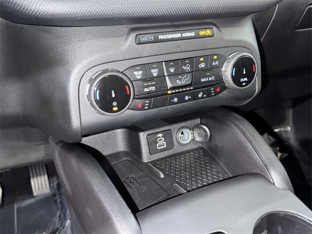 2023 Ford Bronco Sport Outer Banks photo 28