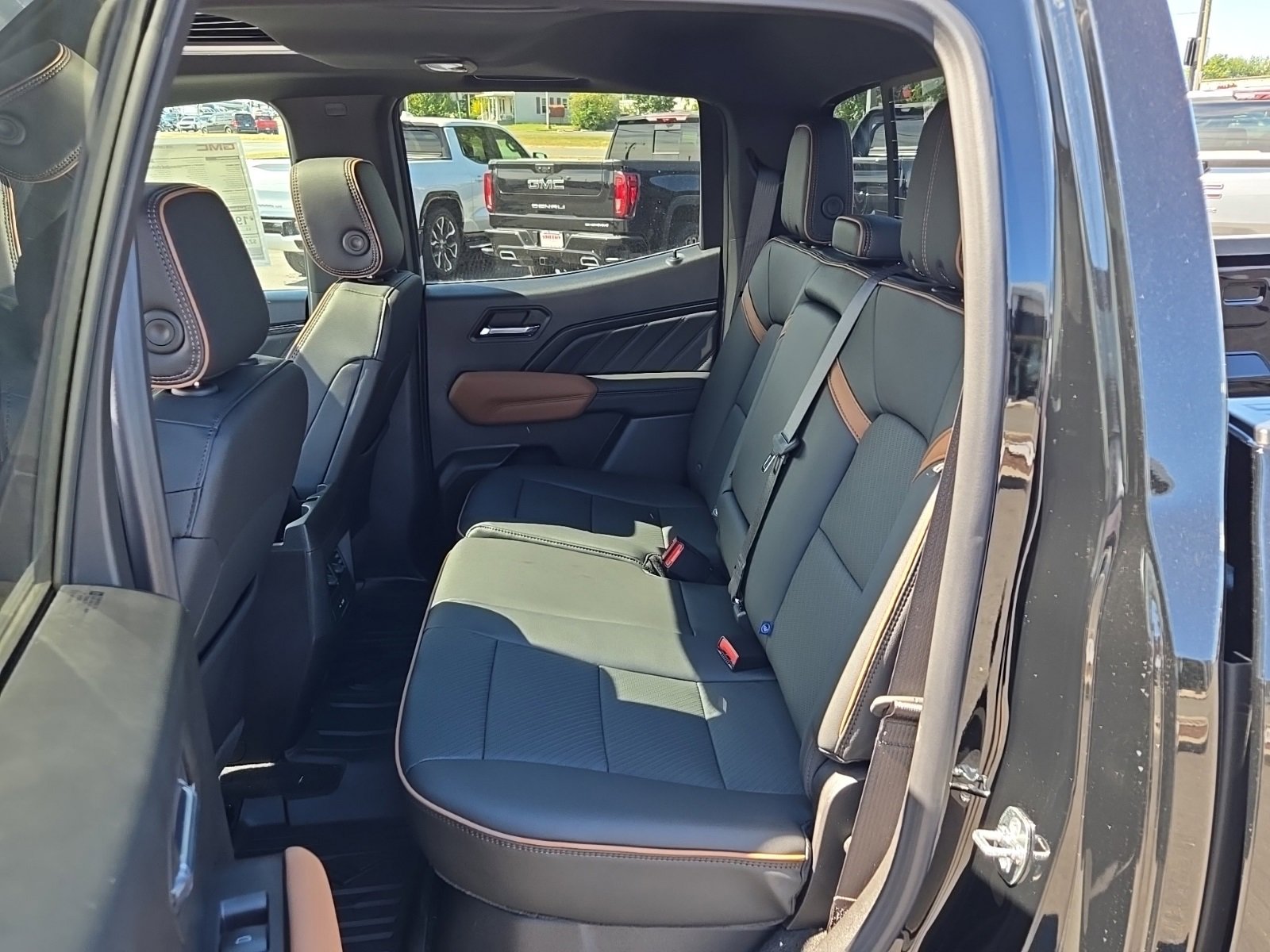 2026 Gmc Canyon AT4 photo 15