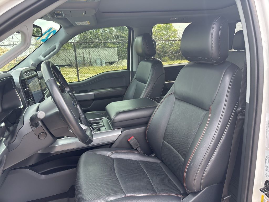 2021 Ford F-150 Lariat photo 25