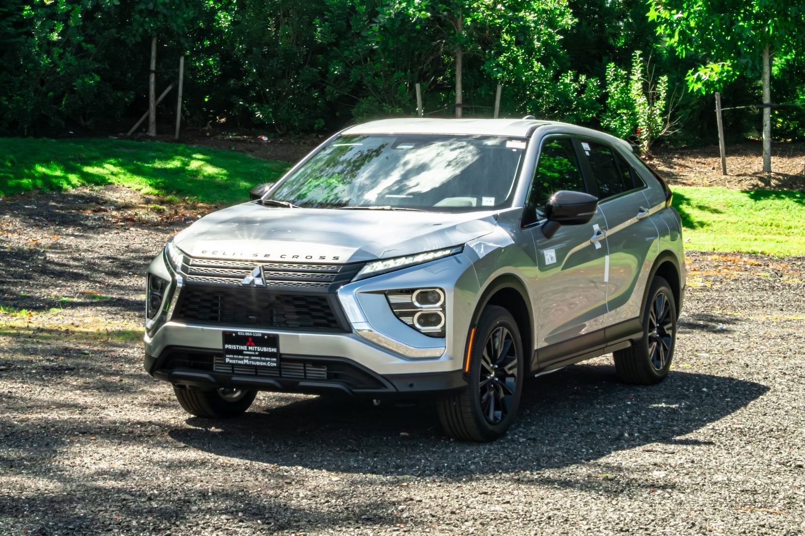 2025 Mitsubishi Eclipse Cross Black Edition's photo