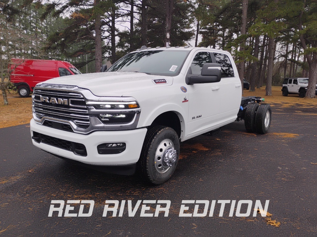 2026 RAM Ram 3500 Chassis Cab Big Horn's photo