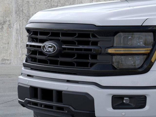 2025 Ford F-150 XLT photo 17