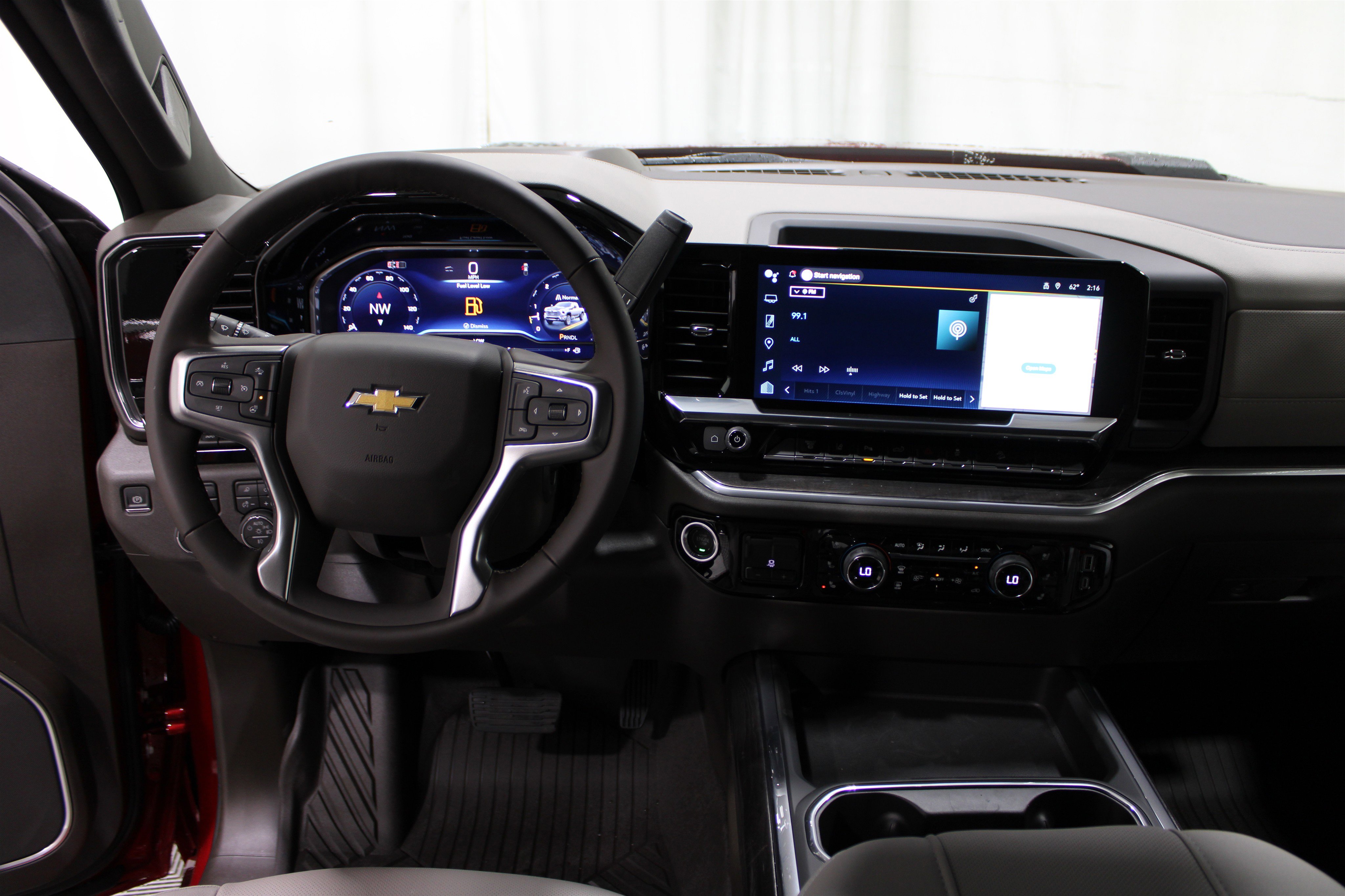 2025 Chevrolet Silverado 2500HD LTZ photo 2