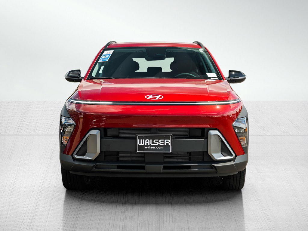2026 Hyundai Kona SEL photo 2