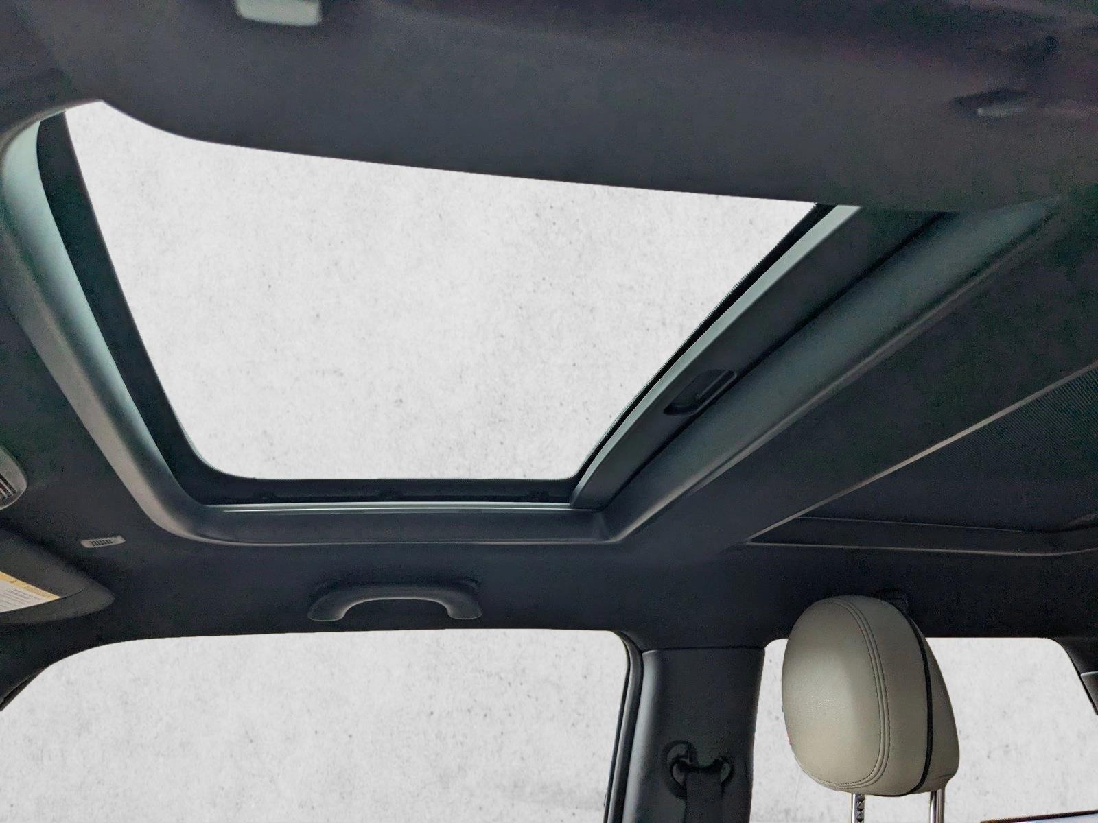 2022 Mini Cooper Hardtop SE photo 14