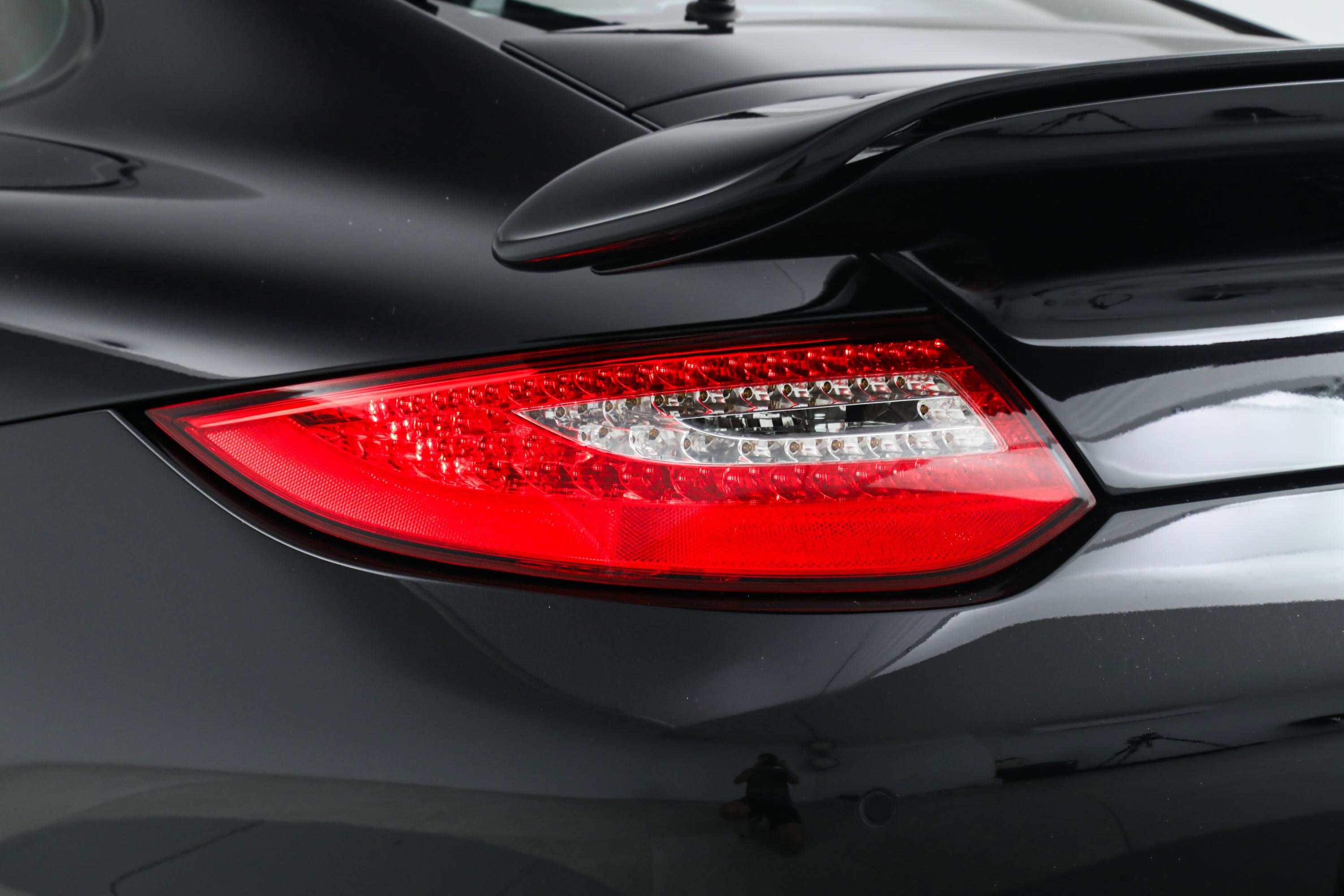 2012 Porsche 911 Turbo S photo 12