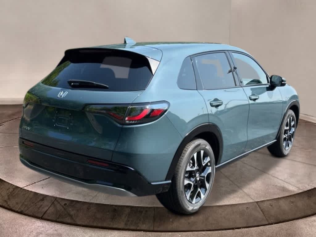 2026 Honda HR-V EX-L photo 4