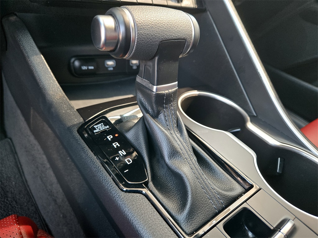 2024 Kia K5 GT-Line photo 20