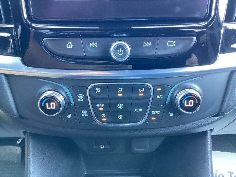 2022 Chevrolet Traverse Cloth photo 30