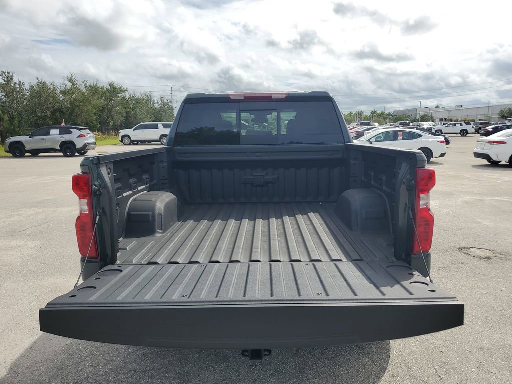 2025 Chevrolet Silverado 1500 LT photo 22