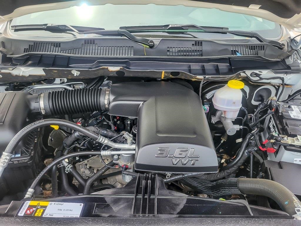 2022 Ram 1500 Classic Warlock photo 18