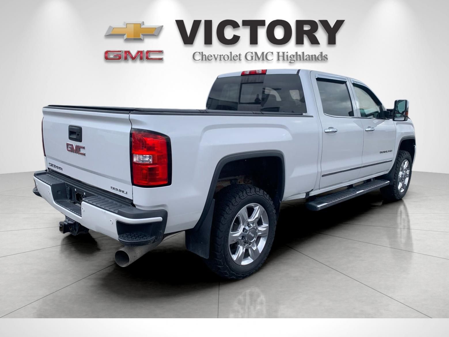 2019 Gmc Sierra 2500 HD Denali photo 3