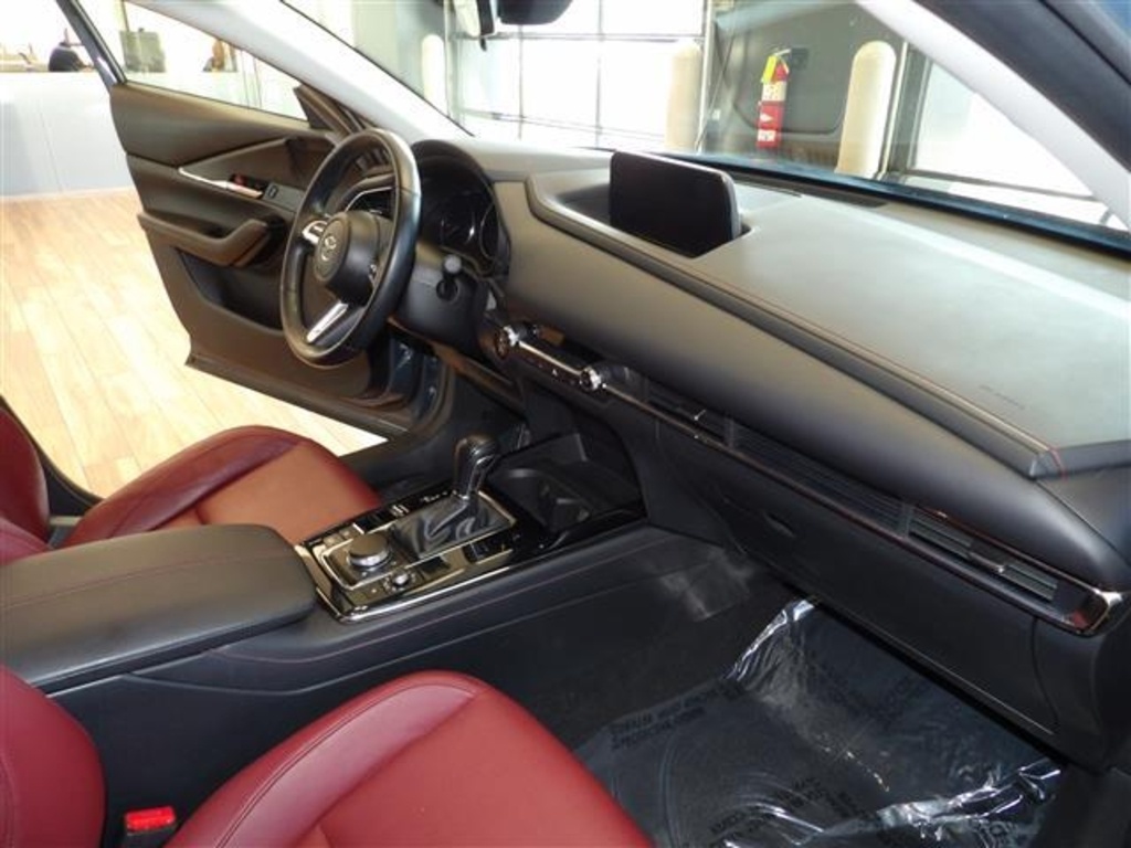 2022 Mazda CX-30 Carbon photo 12