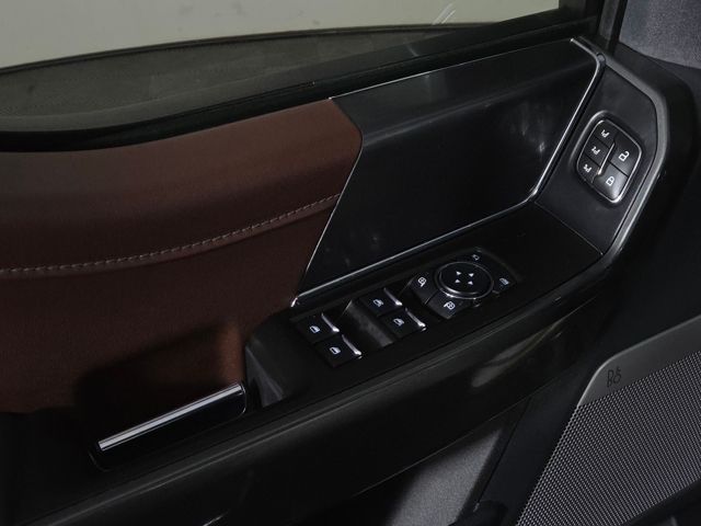 2023 Ford F-150 Lariat photo 22