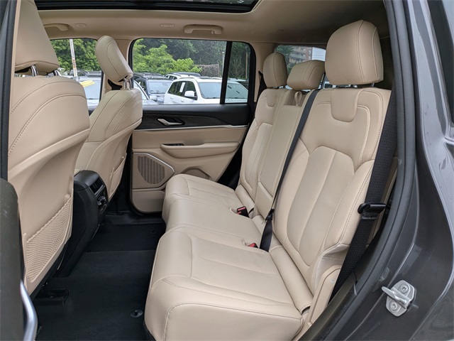 2022 Jeep Grand Cherokee Limited photo 22